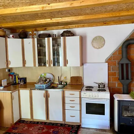 Vikendica Melic * Travnik